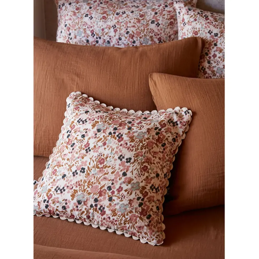Coussin déhoussable avec croquet en gaze de coton imprimée pampa 40x40cm - Capucine