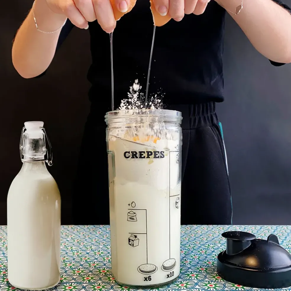 Shaker à crèpes, pancakes et gauffres